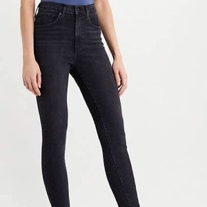 Levi’s Mile High Skinny Jeans (black)